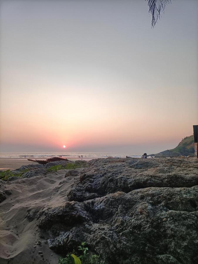 Om D S Cafe 51 & Beach Stay Gokarna  Extérieur photo
