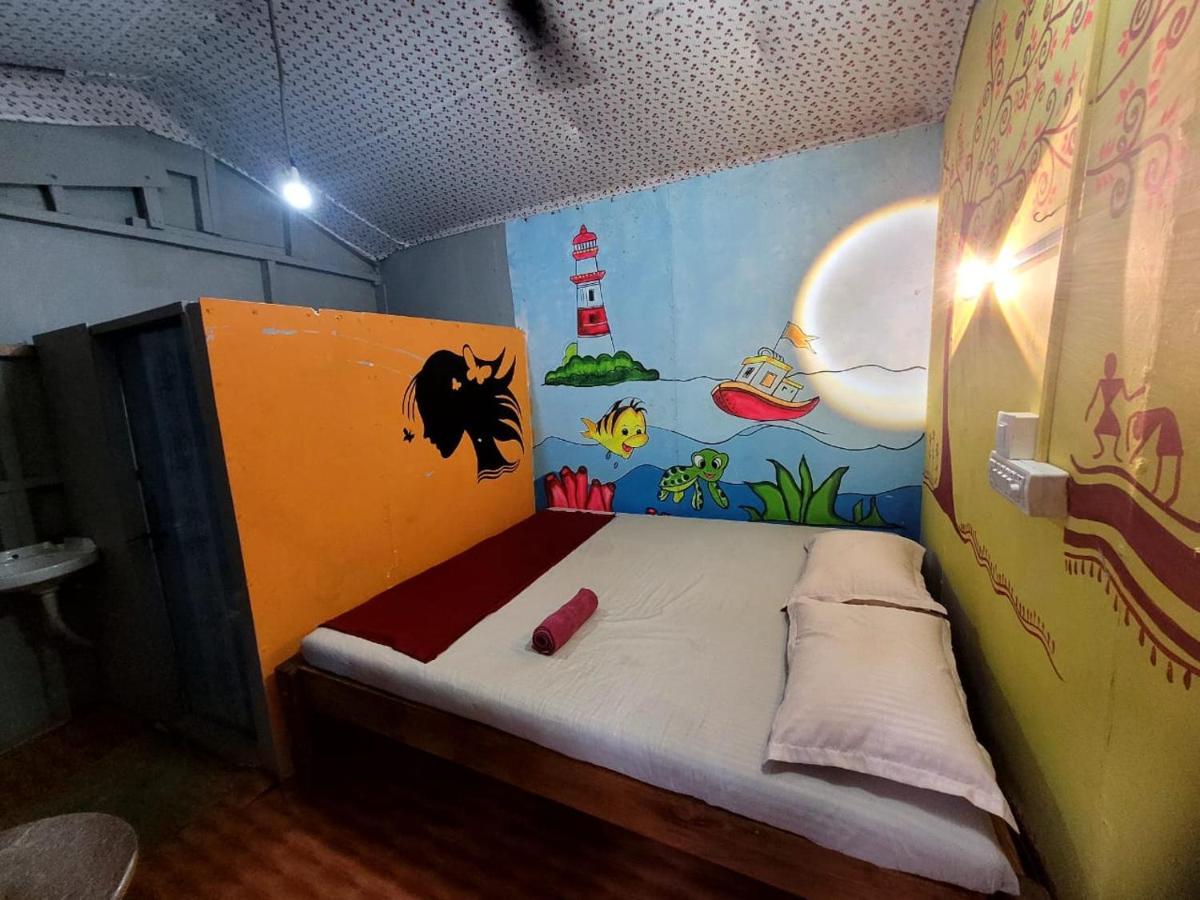 Om D S Cafe 51 & Beach Stay Gokarna  Extérieur photo
