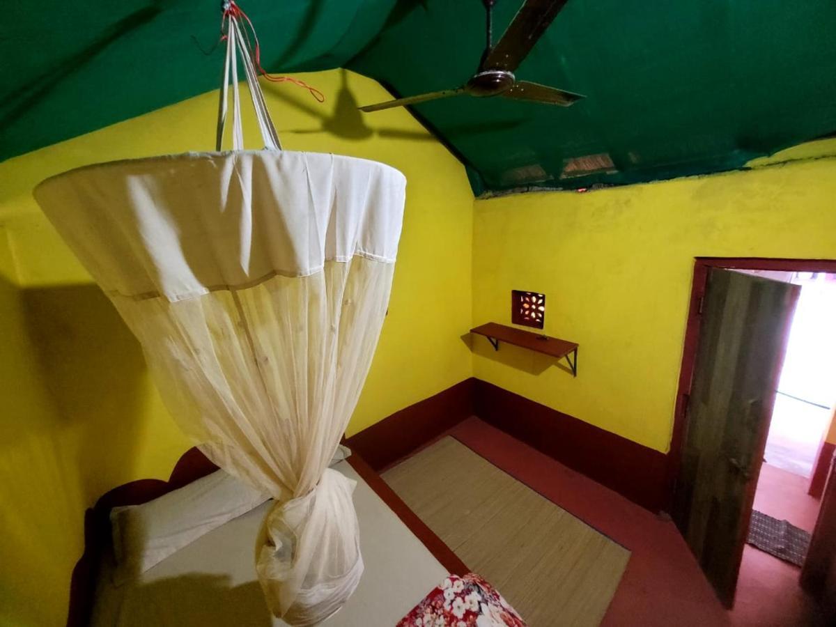 Om D S Cafe 51 & Beach Stay Gokarna  Extérieur photo